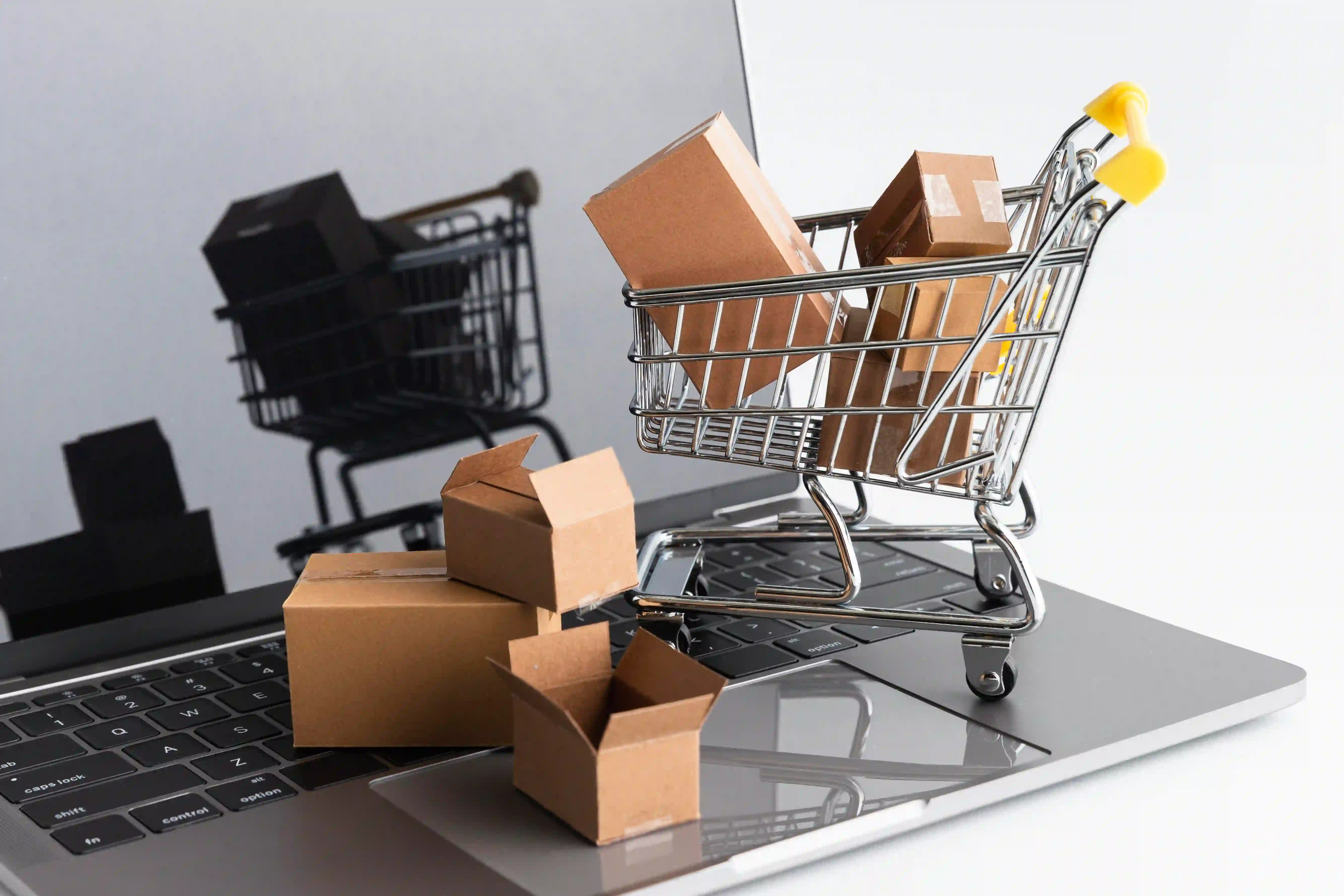E-Trader License Dubai for selling online legally from home